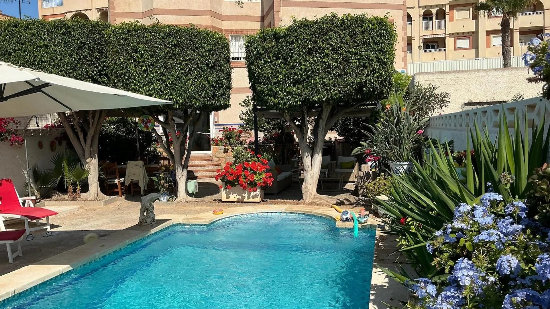 Holiday home Large Villa Private Pool And Garden Near Beach Roquetas de Mar Spain