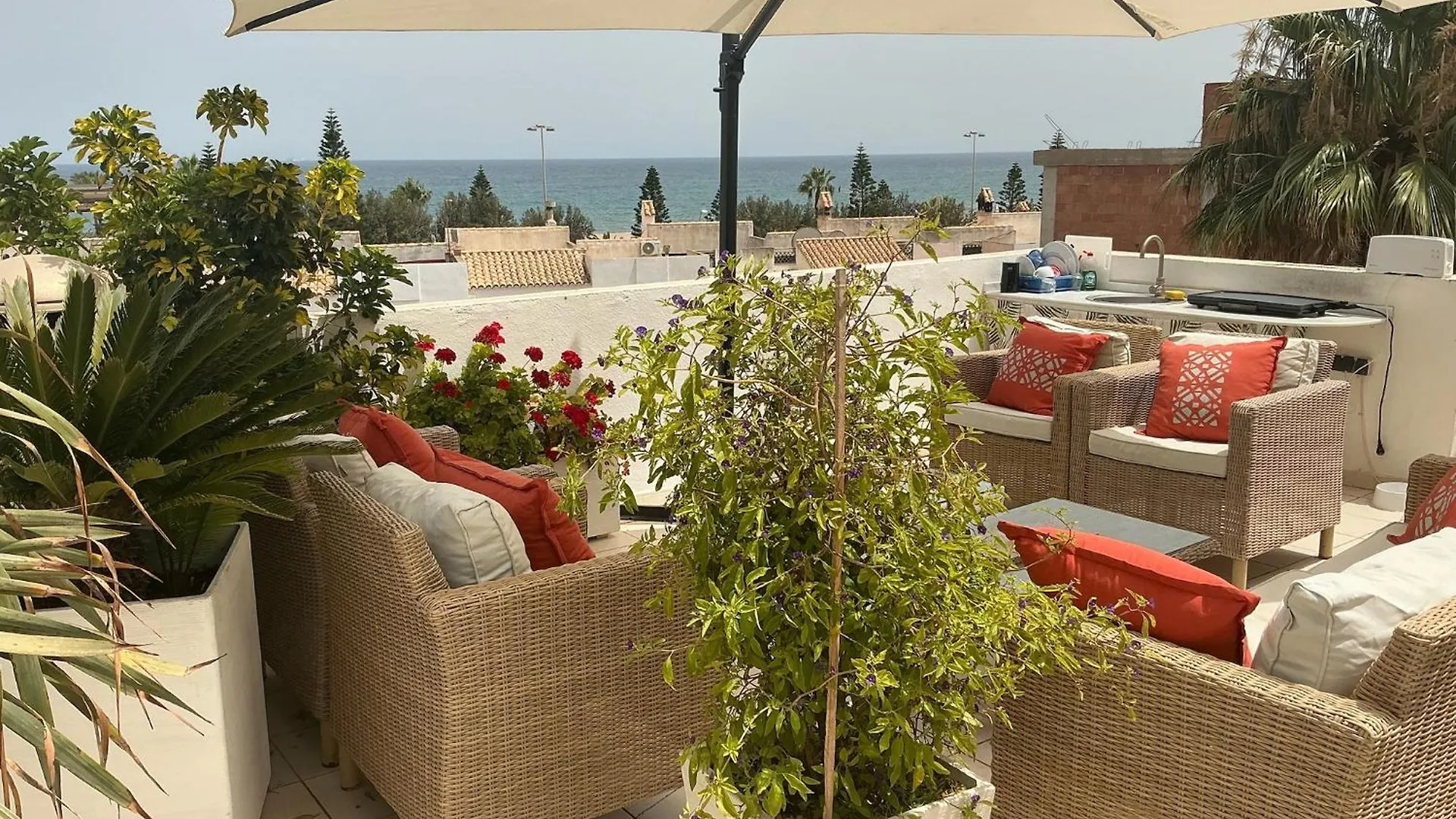 Holiday home Large Villa Private Pool And Garden Near Beach Roquetas de Mar